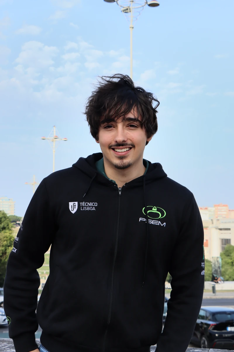 Tomás Esteves